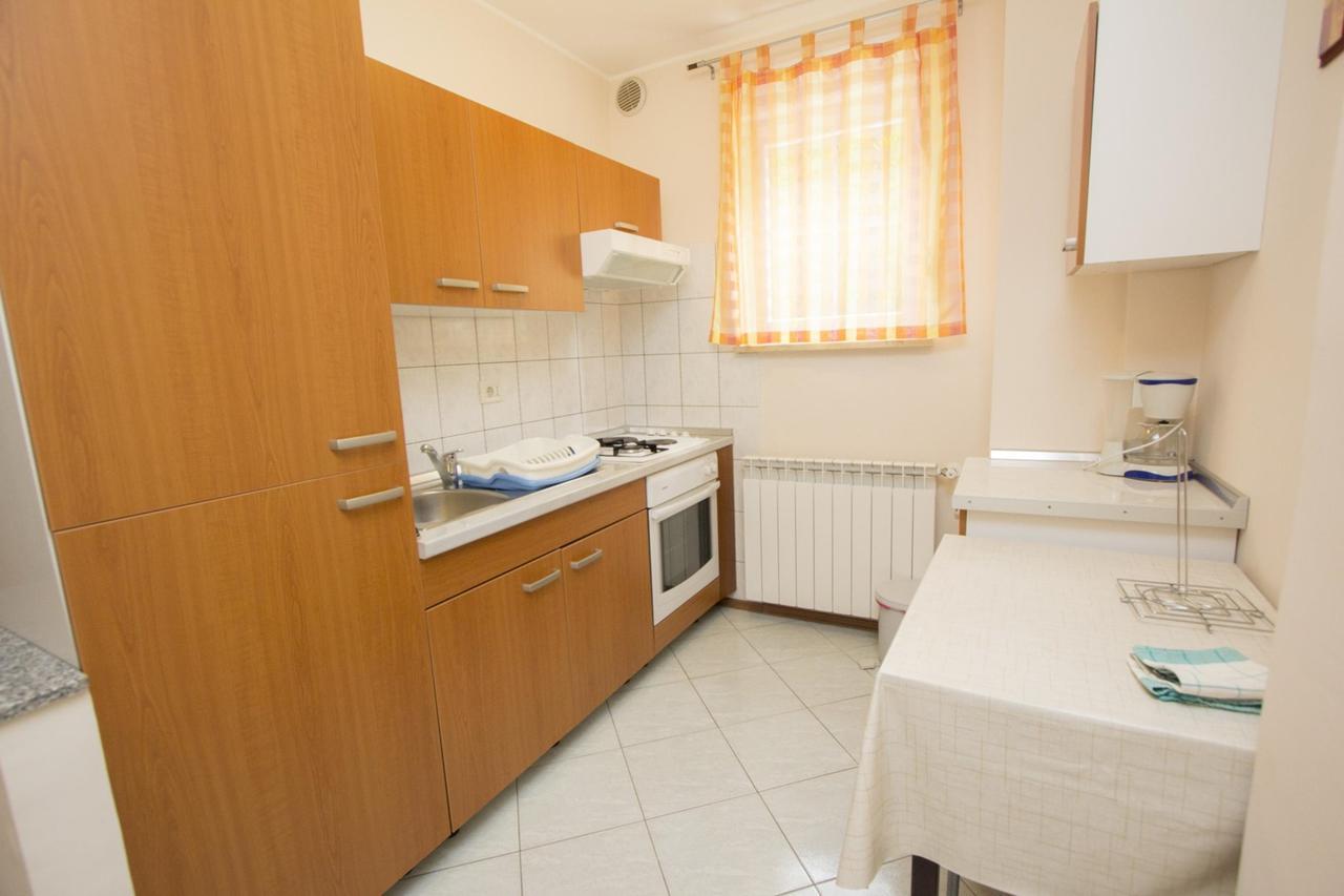 Apartments Rajci Ровинь Экстерьер фото