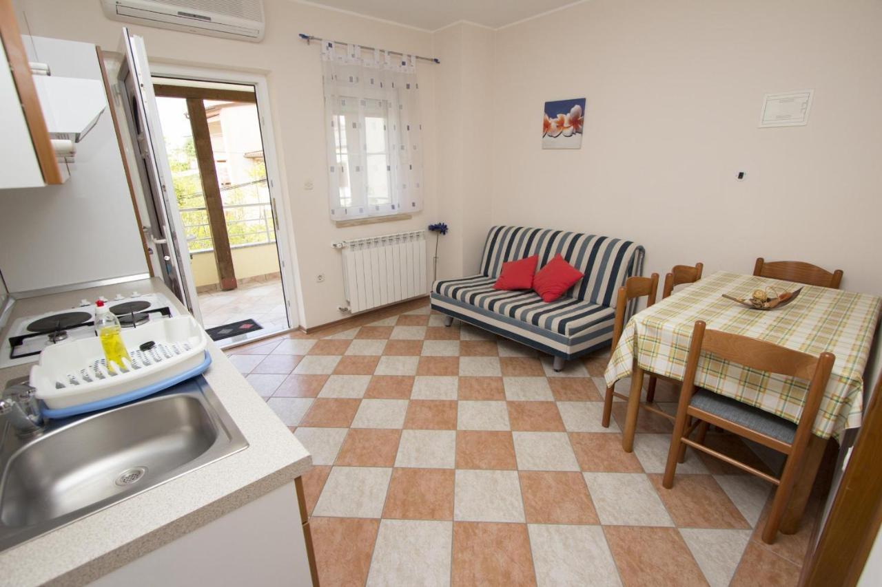 Apartments Rajci Ровинь Экстерьер фото