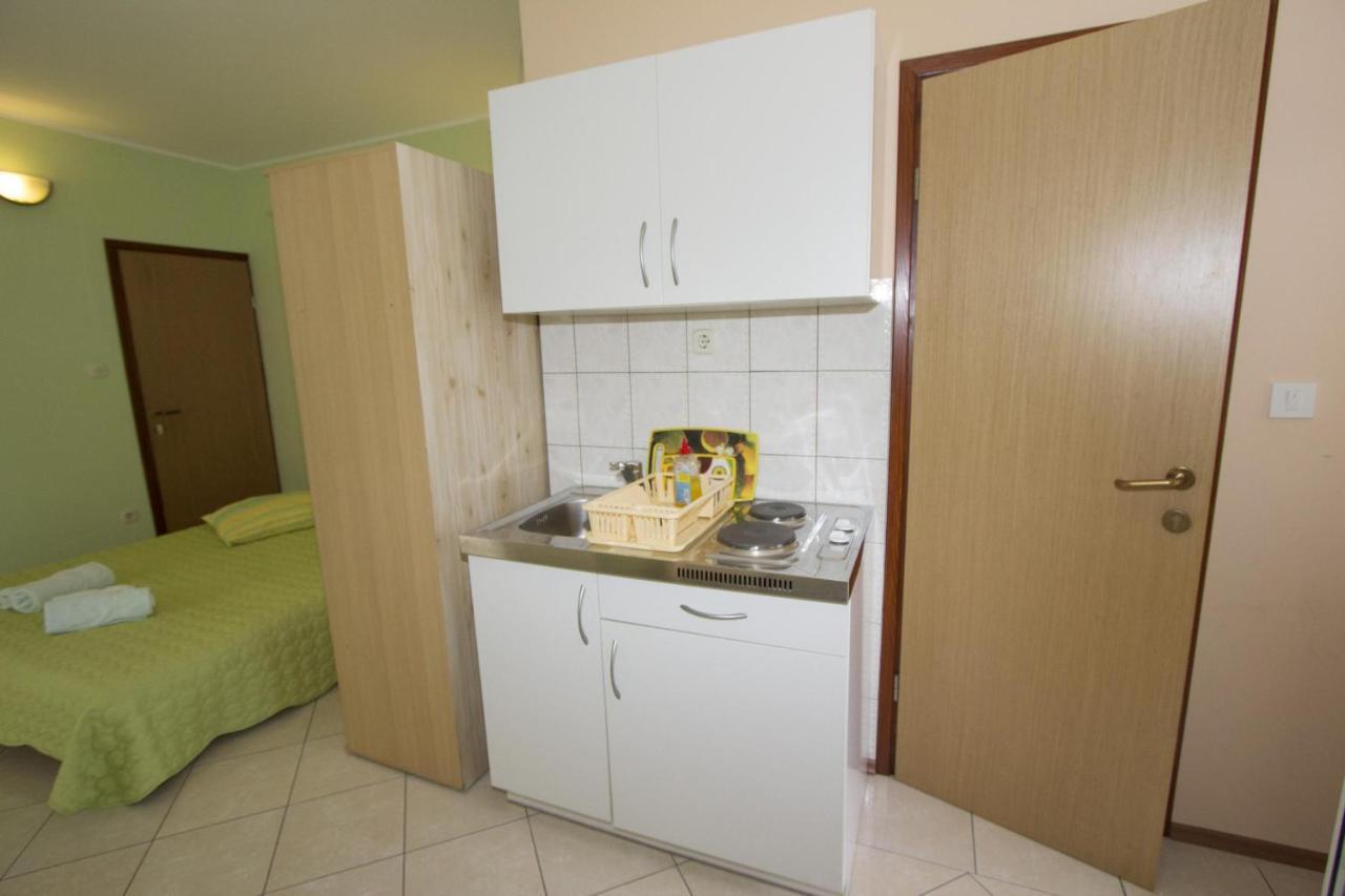 Apartments Rajci Ровинь Экстерьер фото