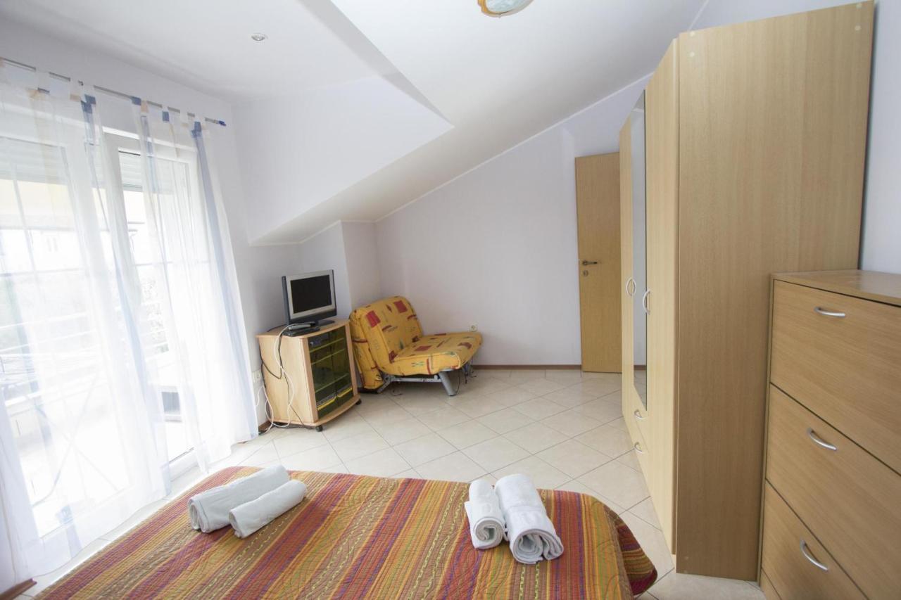 Apartments Rajci Ровинь Экстерьер фото